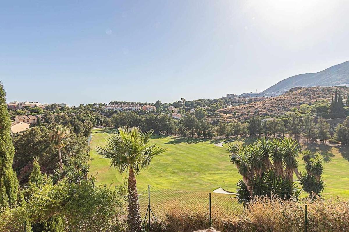 797 Holiday Rentals - Moderno Piso Para 5 Con Hermosas Vistas Benalmadena Exterior photo